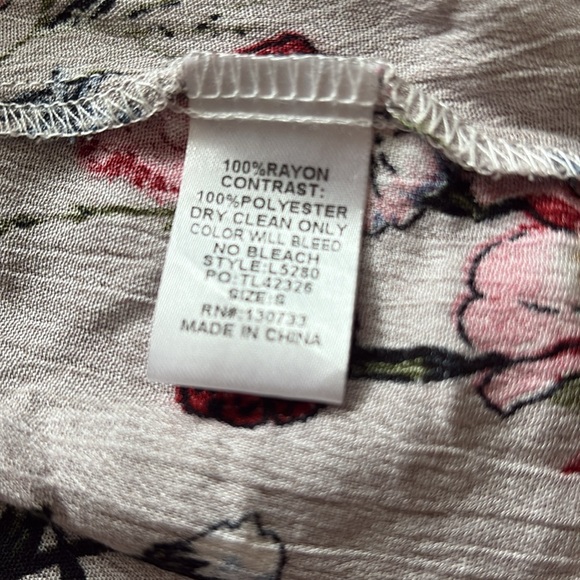 Umgee Floral Delicate Flutter Sleeve Blouse with Faux Tie Front - Picture 4 of 5